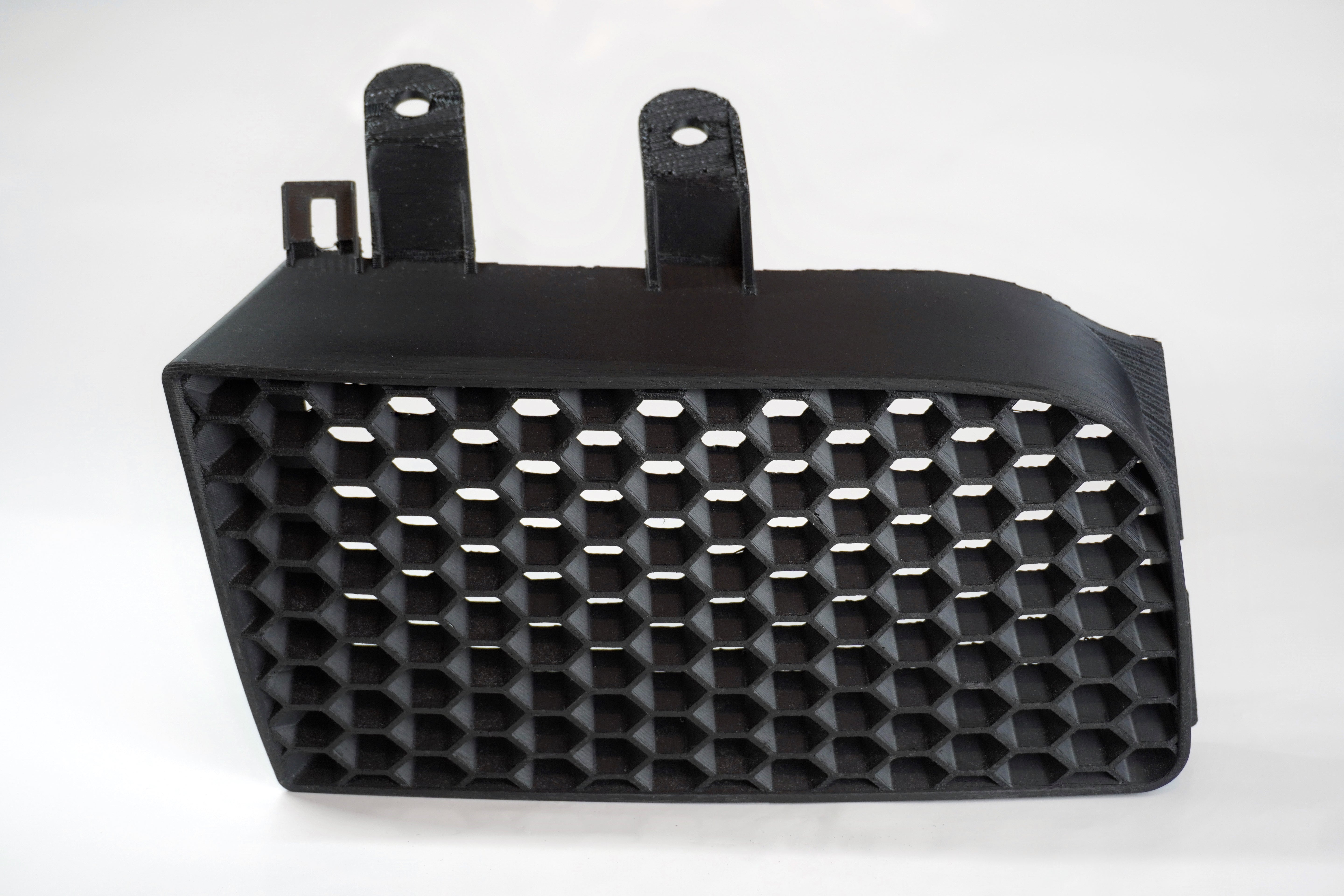 Upper Side Grille Hexagons compatible with Seat Leon M1/MK1/FR